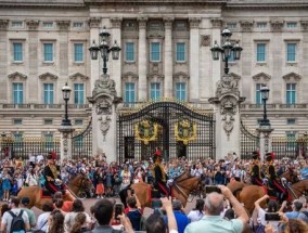 英国“最繁忙的旅游景点”遭到抨击，游客称其“混乱”